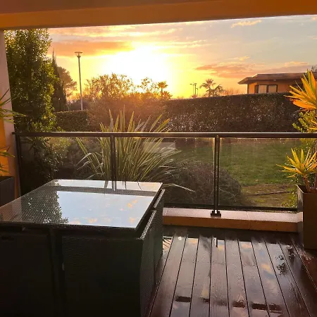 T2 Agosta 100m De La 公寓 *